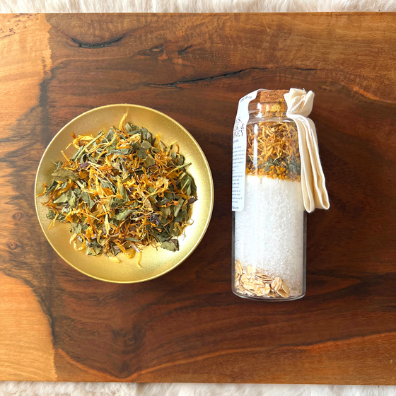 ‘Oats, Milk & Honey’ Bath Salt (Discontinued)